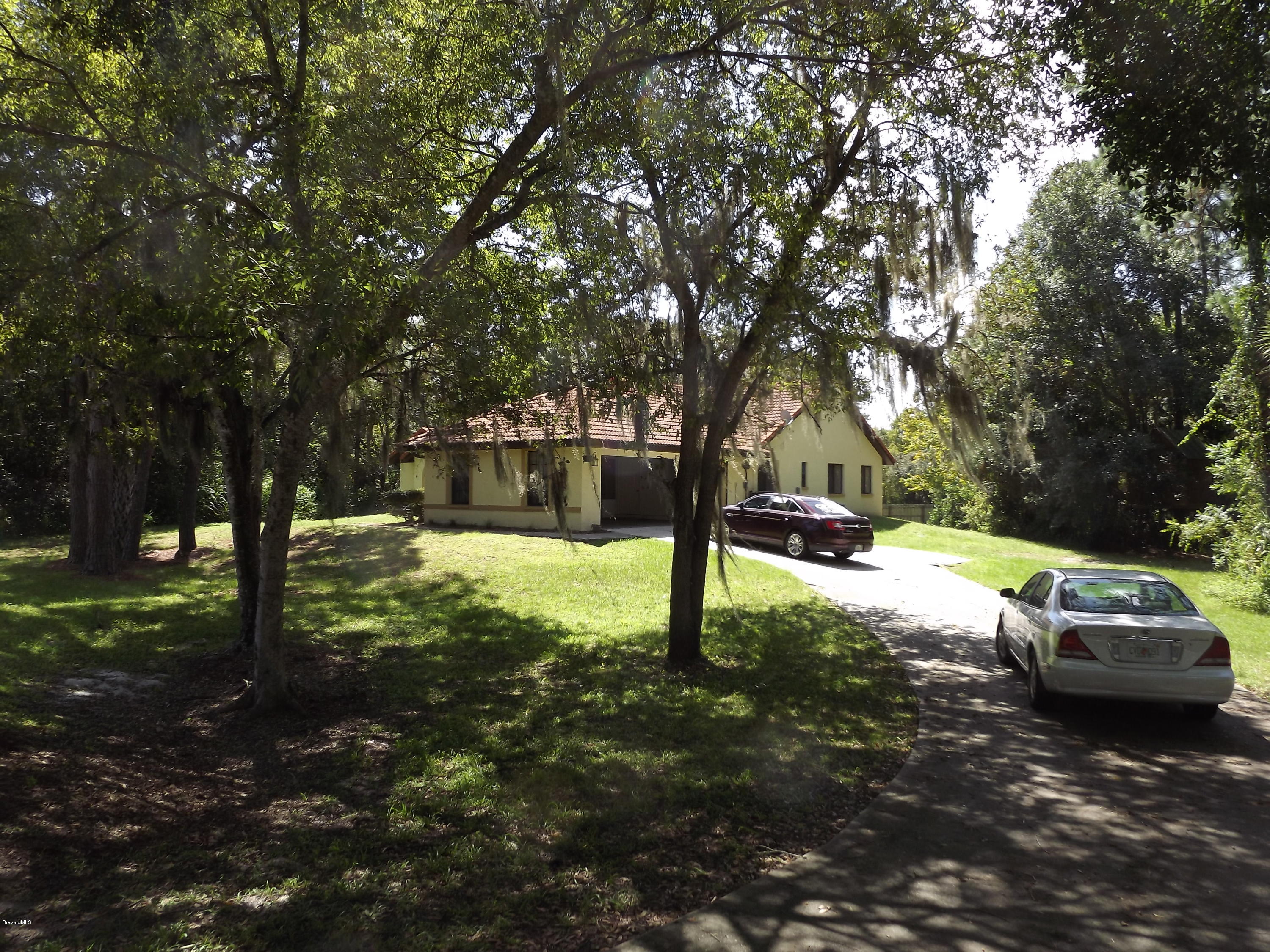 2241 Canal Ridge Drive Titusville, FL 32780 - Photo 35 of 39 Drive Way