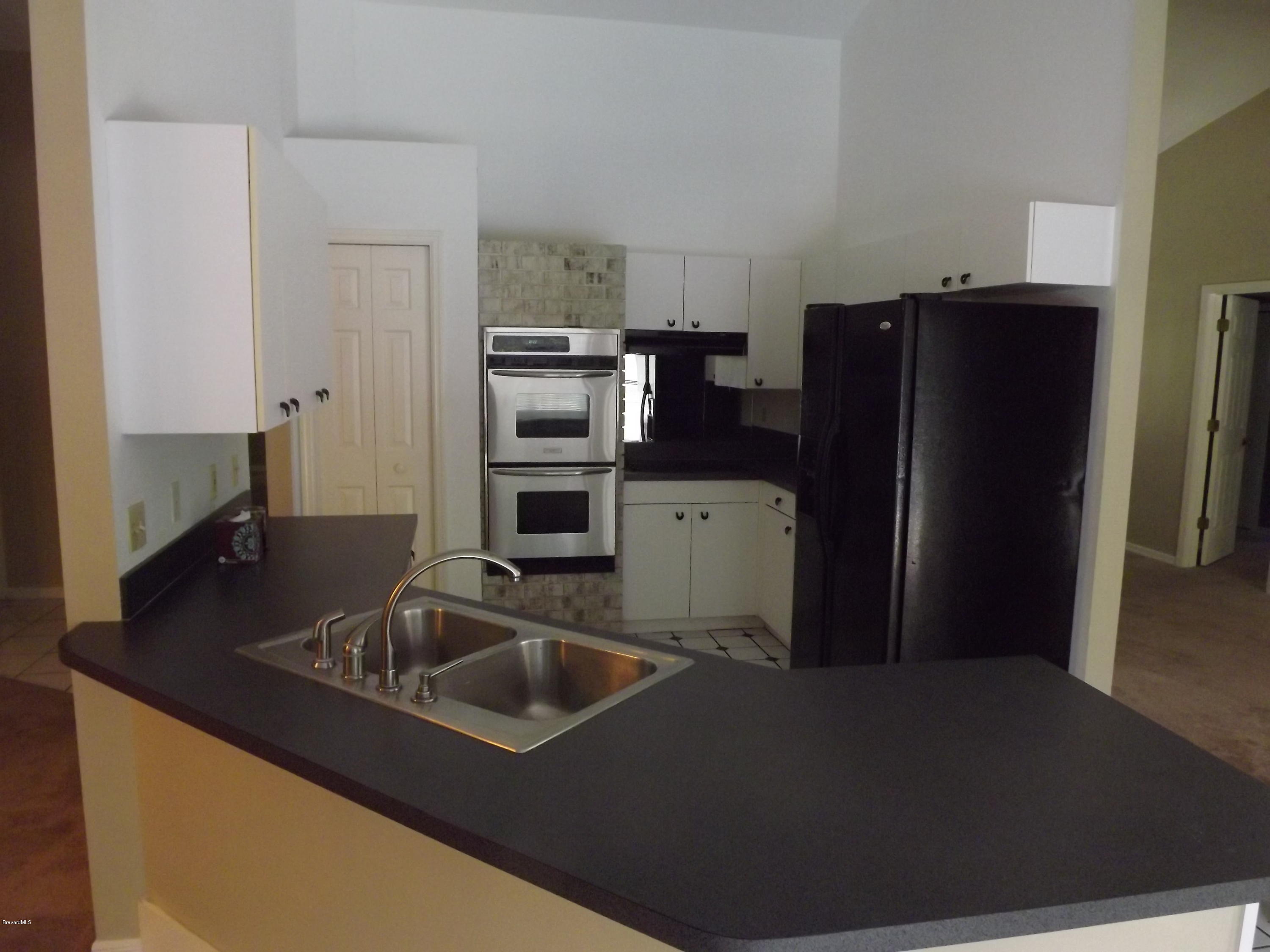 2241 Canal Ridge Drive Titusville, FL 32780 - Photo 39 of 39 Kitchen