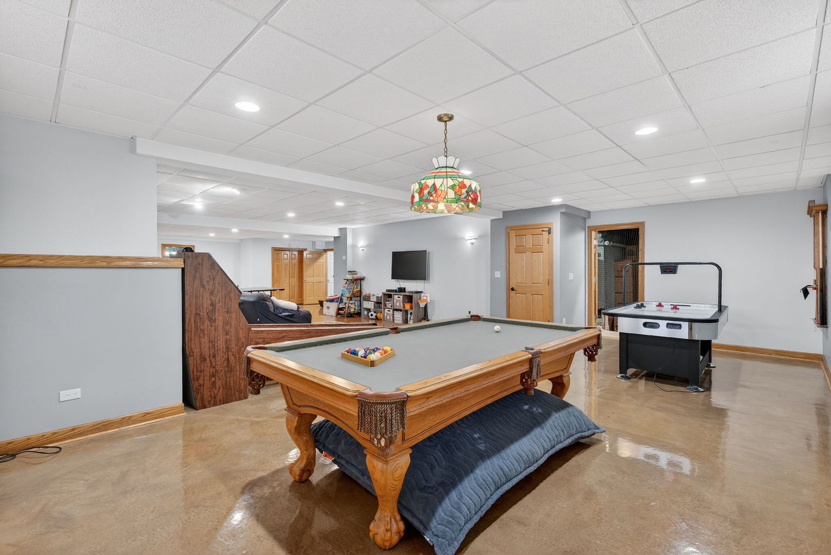 2804 Ninovan Lane Minooka, IL 60447 - Photo 47 of 67 a room with pool table and flat screen tv