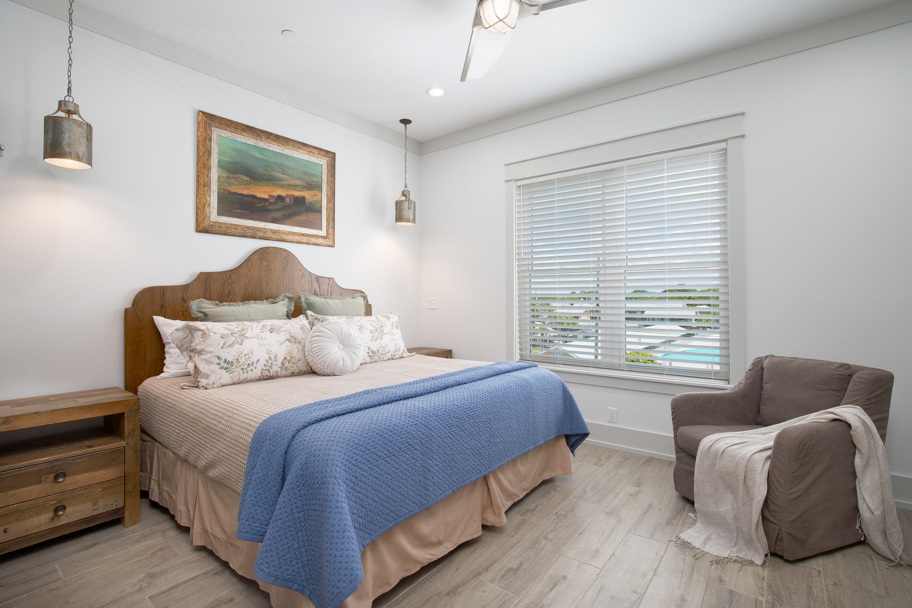 20109 Front Beach Road, Unit B Panama City Beach, FL 32413 - Photo 13 of 35 Another guest bedroom