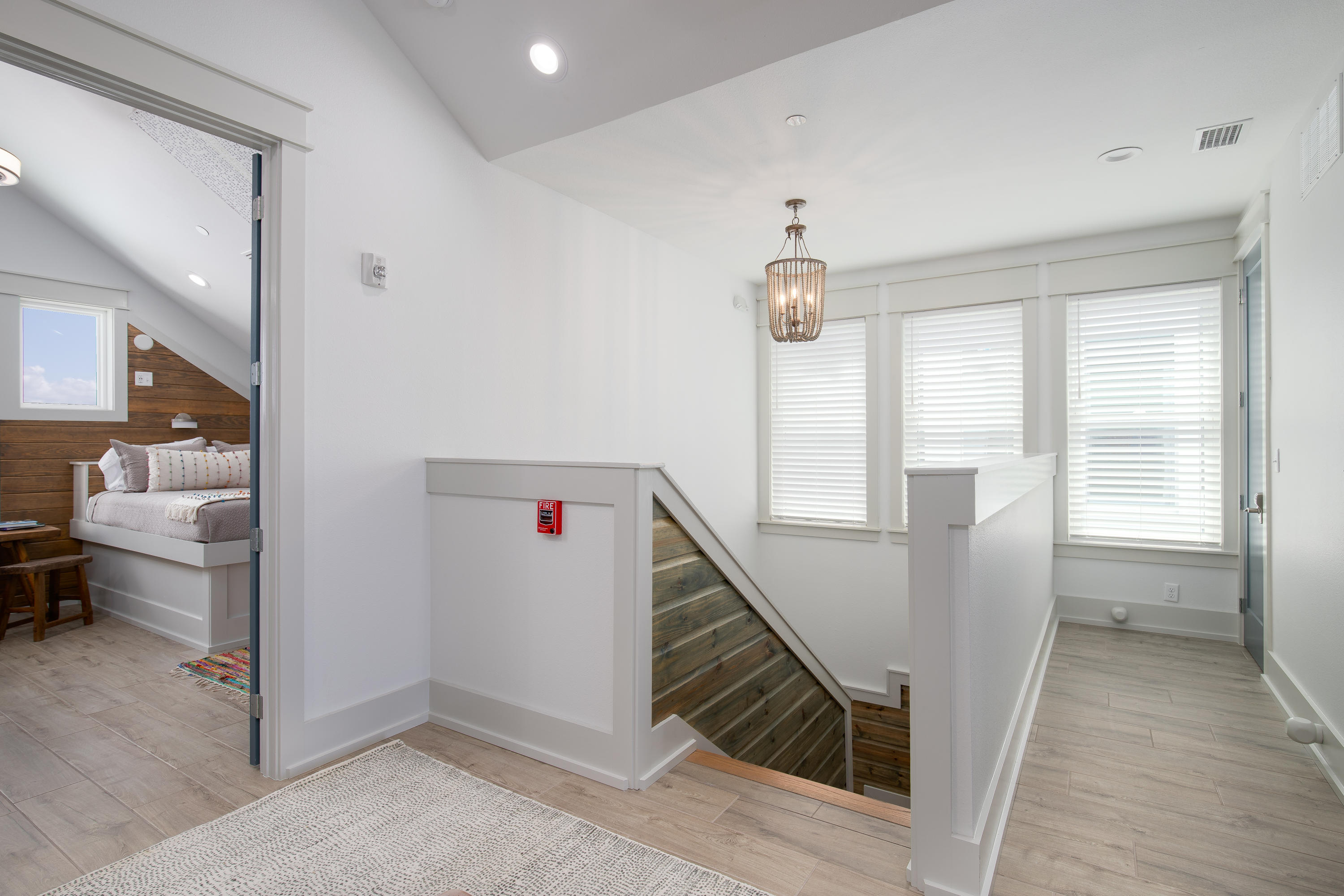20109 Front Beach Road, Unit B Panama City Beach, FL 32413 - Photo 18 of 35 Stair landing