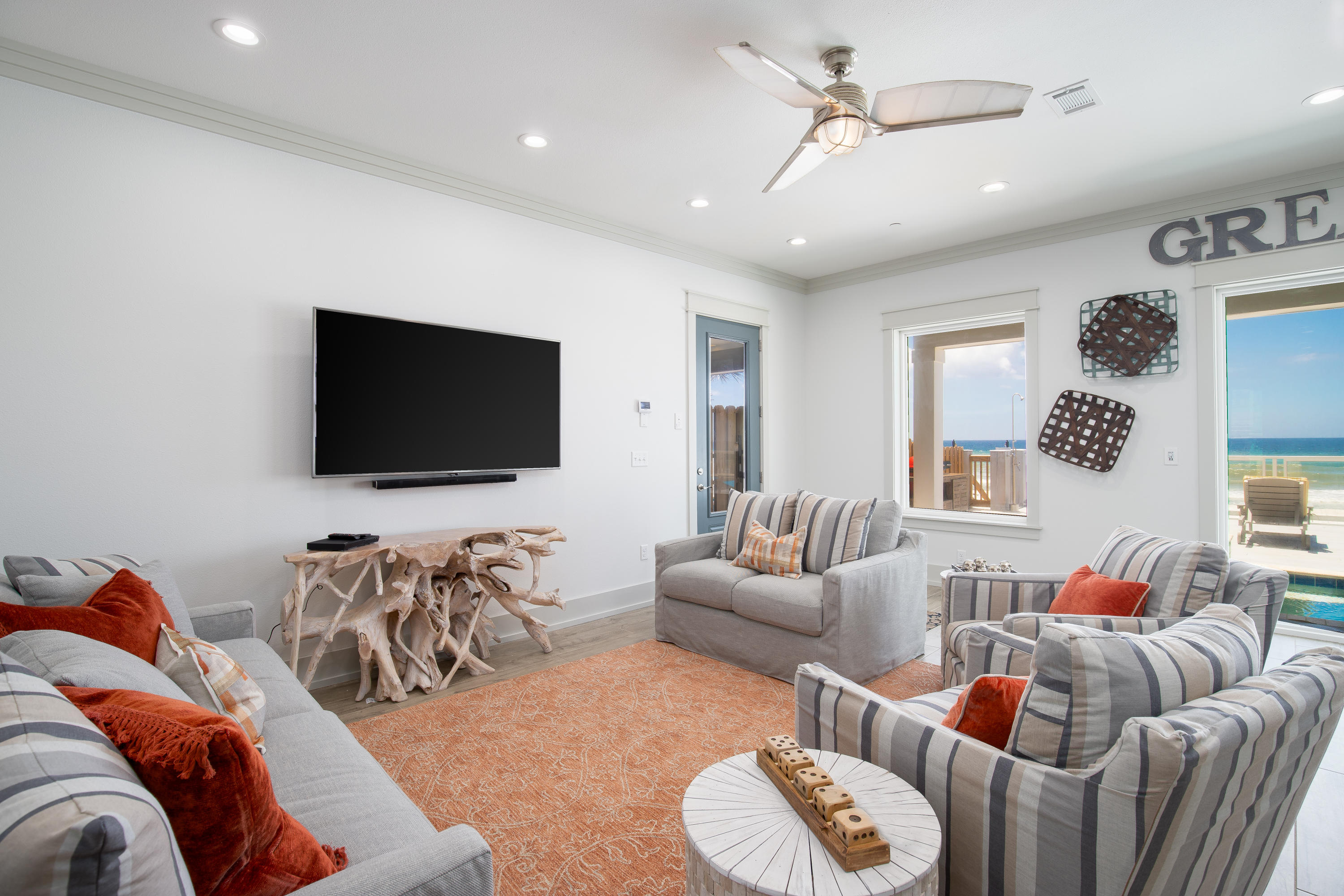 20109 Front Beach Road, Unit B Panama City Beach, FL 32413 - Photo 24 of 35 Living space