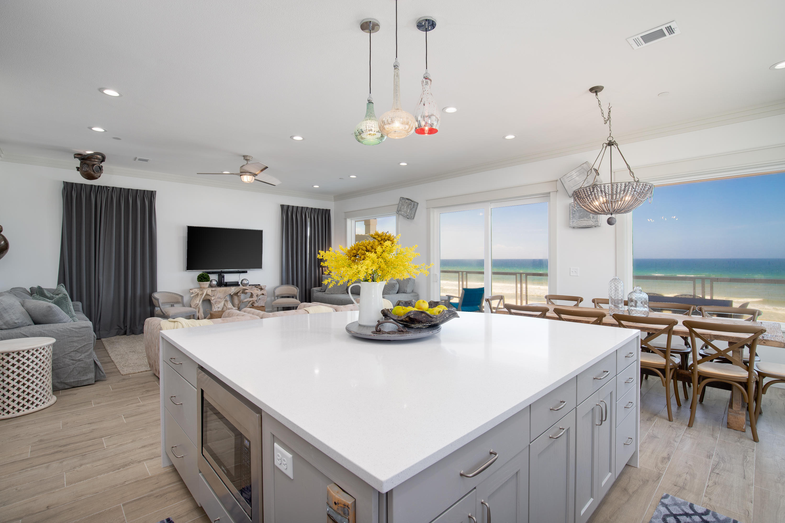 20109 Front Beach Road, Unit B Panama City Beach, FL 32413 - Photo 7 of 35 Spacious kitchen layout
