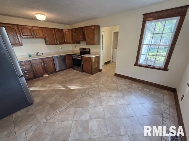 3405 Piccadilly Avenue Mount Vernon, IL 62864 - Photo 21 of 43