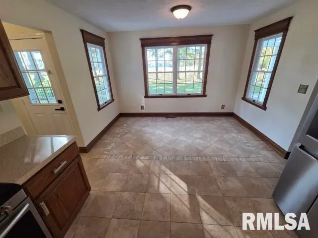 $309,900 | 3405 Piccadilly Avenue, Mount Vernon, IL 62864