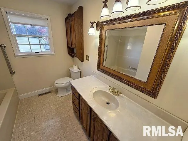 $309,900 | 3405 Piccadilly Avenue, Mount Vernon, IL 62864