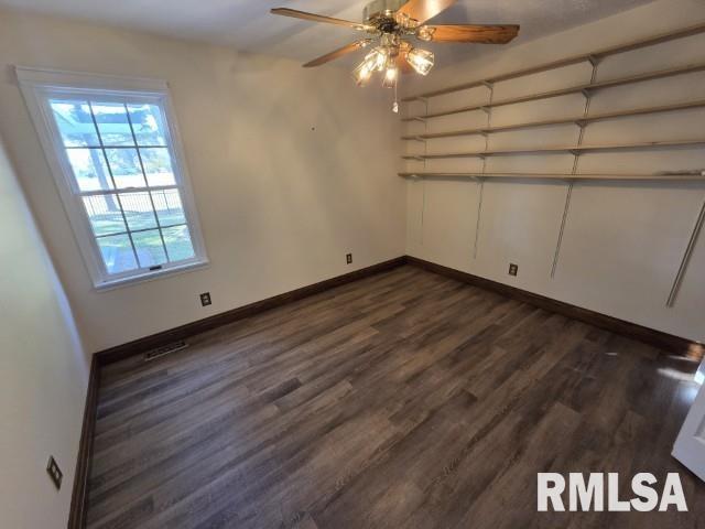 3405 Piccadilly Avenue Mount Vernon, IL 62864 - Photo 8 of 43