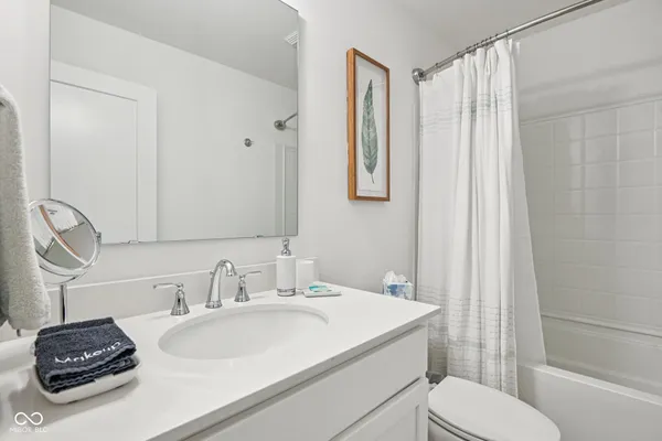 $567,900 | 410 Park Street, Westfield, IN 46074