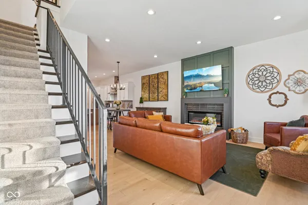 $567,900 | 410 Park Street, Westfield, IN 46074