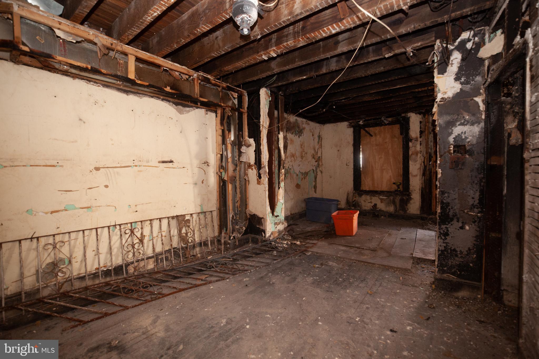 5922 Spring Street Philadelphia, PA 19139 - Photo 5 of 5 Gallery Image 5