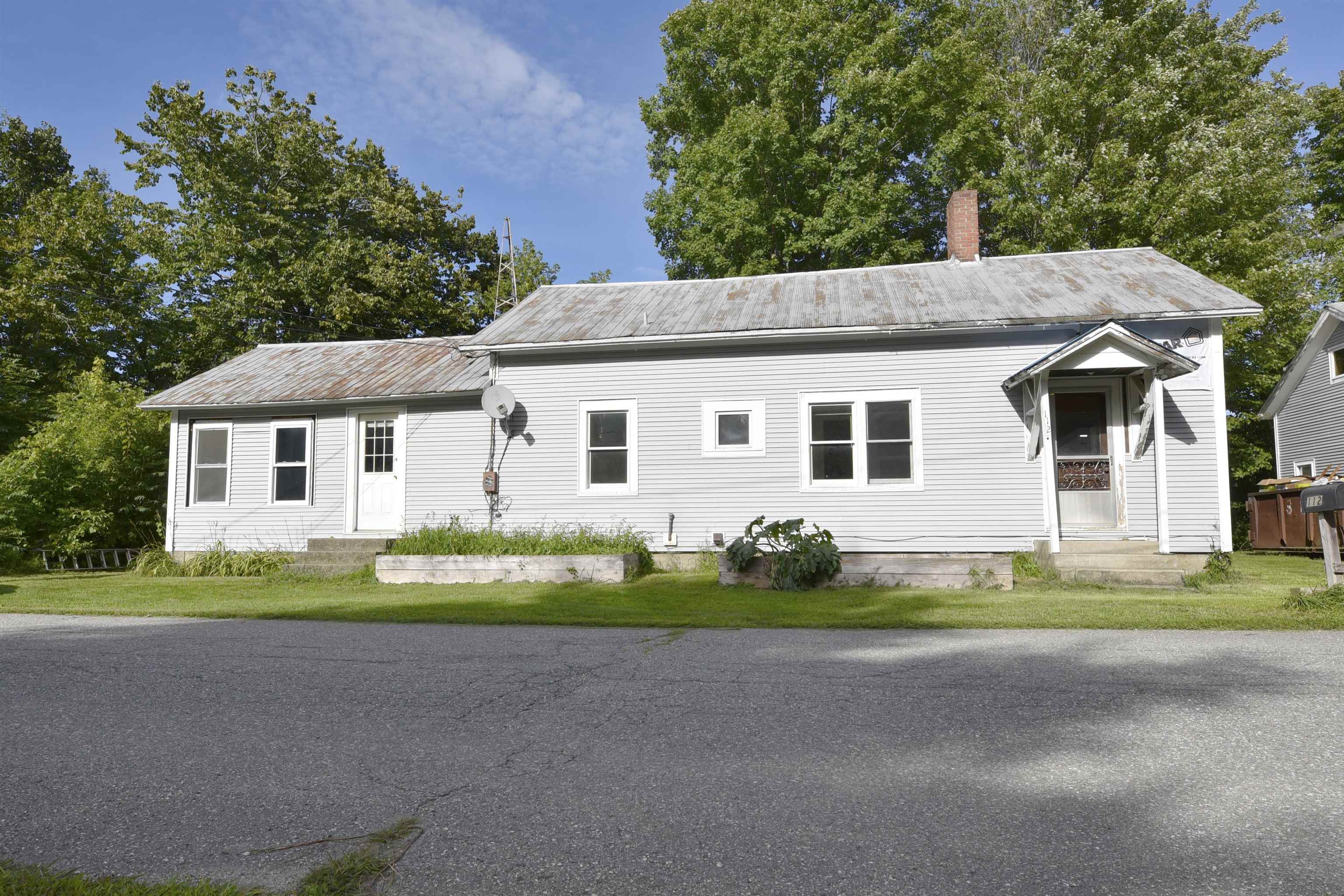 94 River Road West Johnson, VT 05656 - Photo 2 of 31
