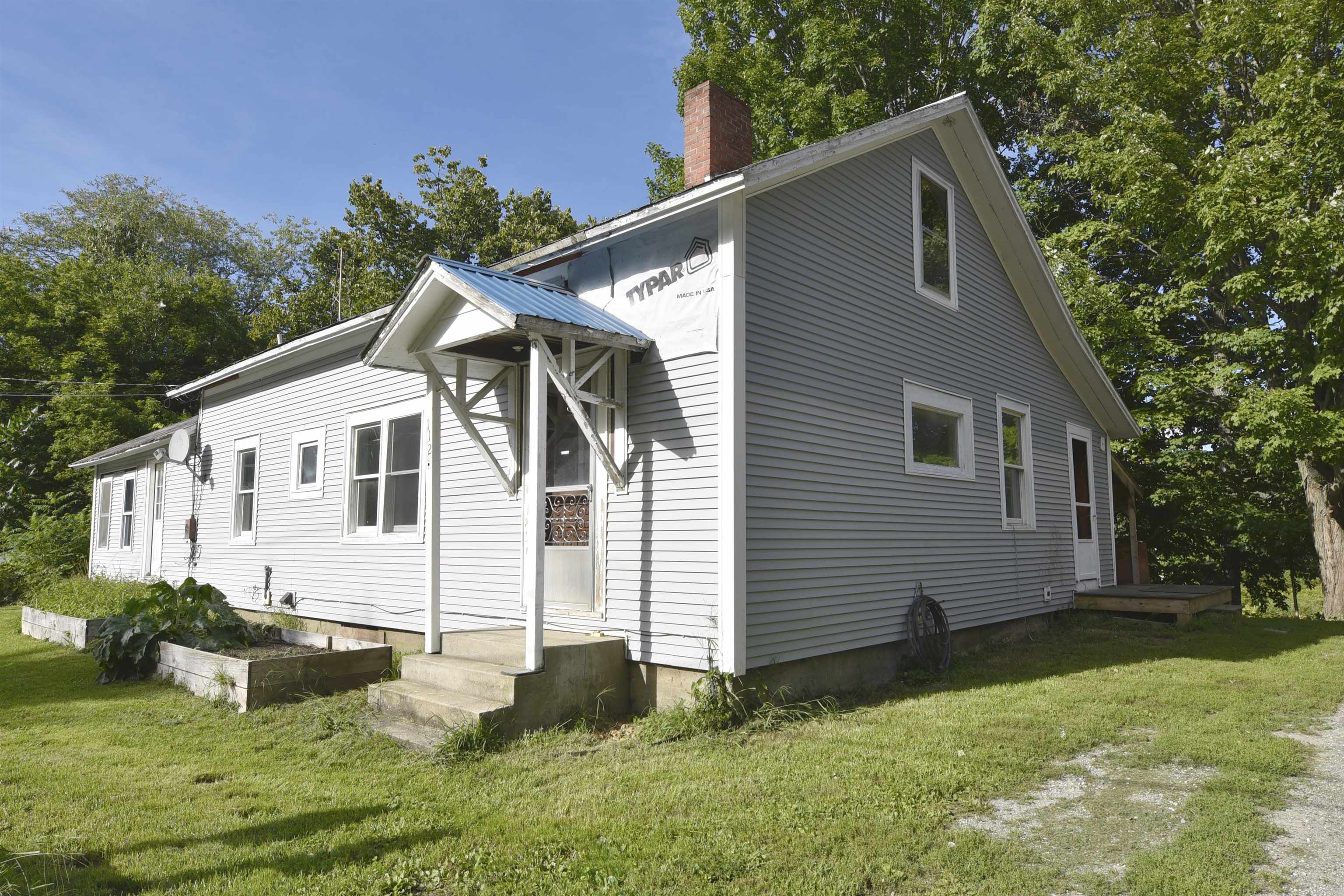 94 River Road West Johnson, VT 05656 - Photo 3 of 31