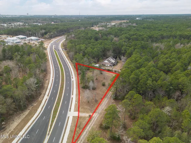 $210,000 | 8105 Tucker Road, Biloxi, MS 39532