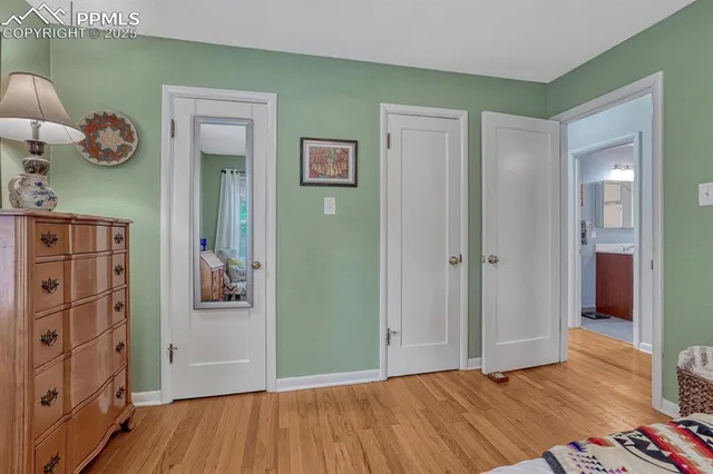 a view of livingroom with furniture and wooden floor
