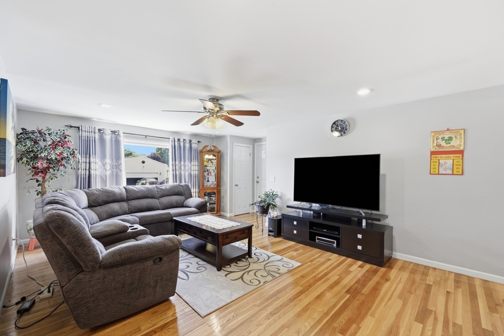 86 Scarsdale Road Springfield, MA 01129 - Photo 11 of 40