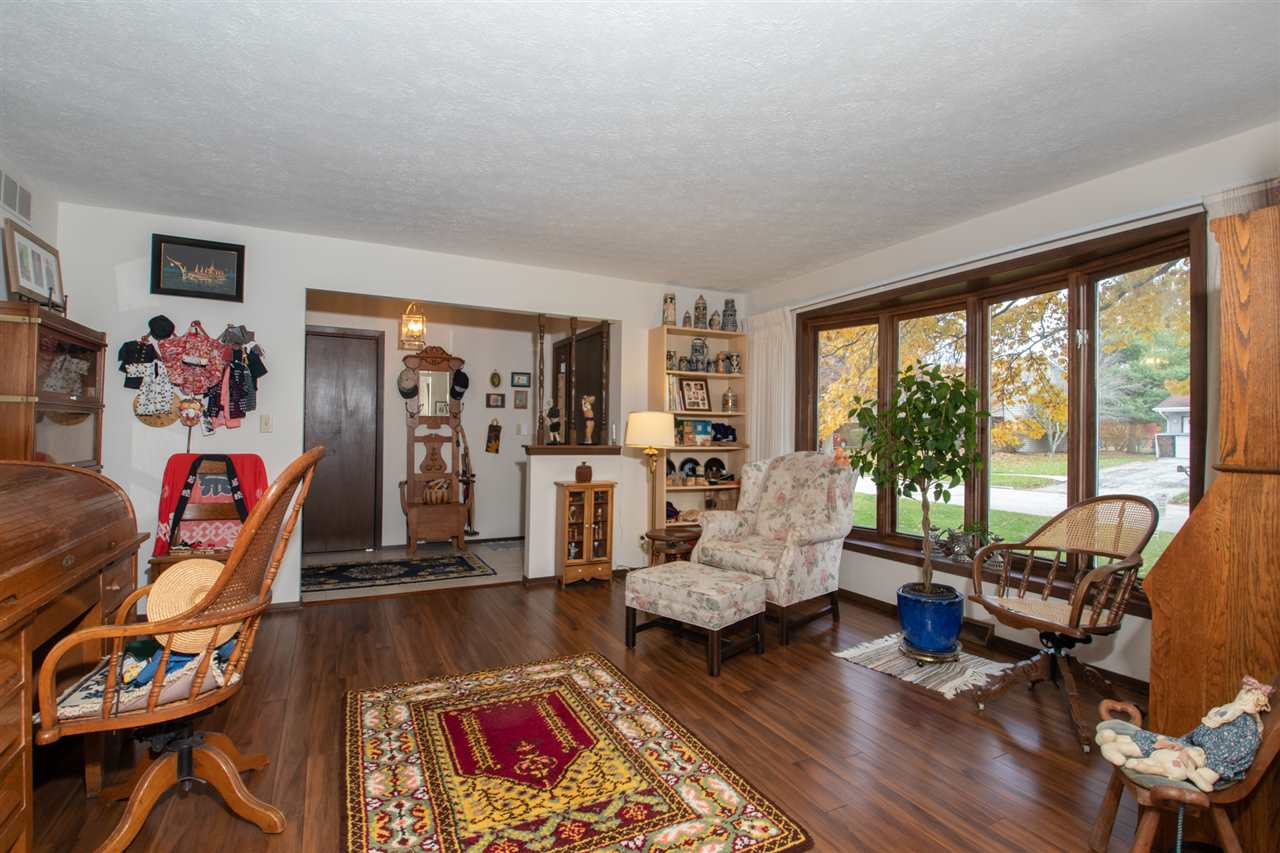 1866 Madron Road Rockford, IL 61107 - Photo 4 of 23 Gallery Image 4