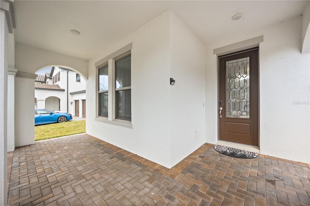 8348 Vivaro Isle Way Windermere, FL 34786 - Photo 3 of 63