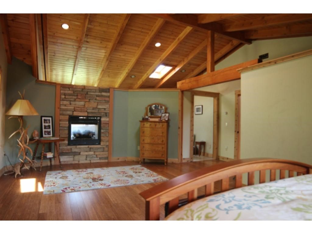355 Oakcrest Road Bristol, NH 03222 - Photo 12 of 36 Gallery Image 12