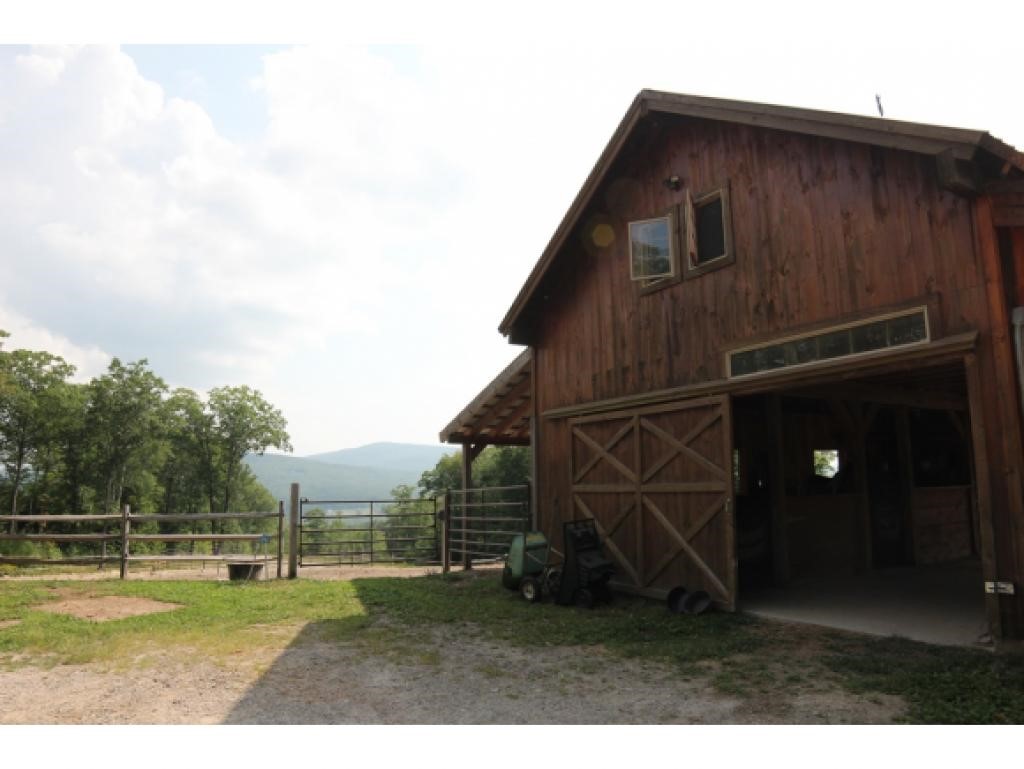 355 Oakcrest Road Bristol, NH 03222 - Photo 31 of 36 Gallery Image 31