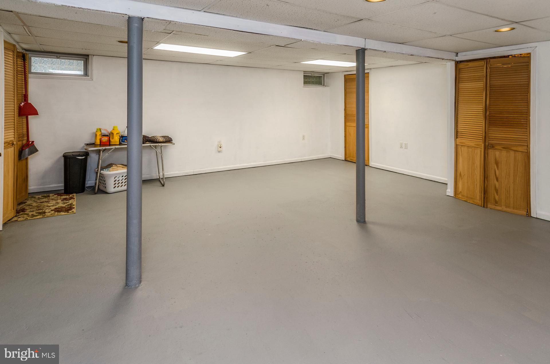 2137 Pennington Road Ewing, NJ 08638 - Photo 20 of 24