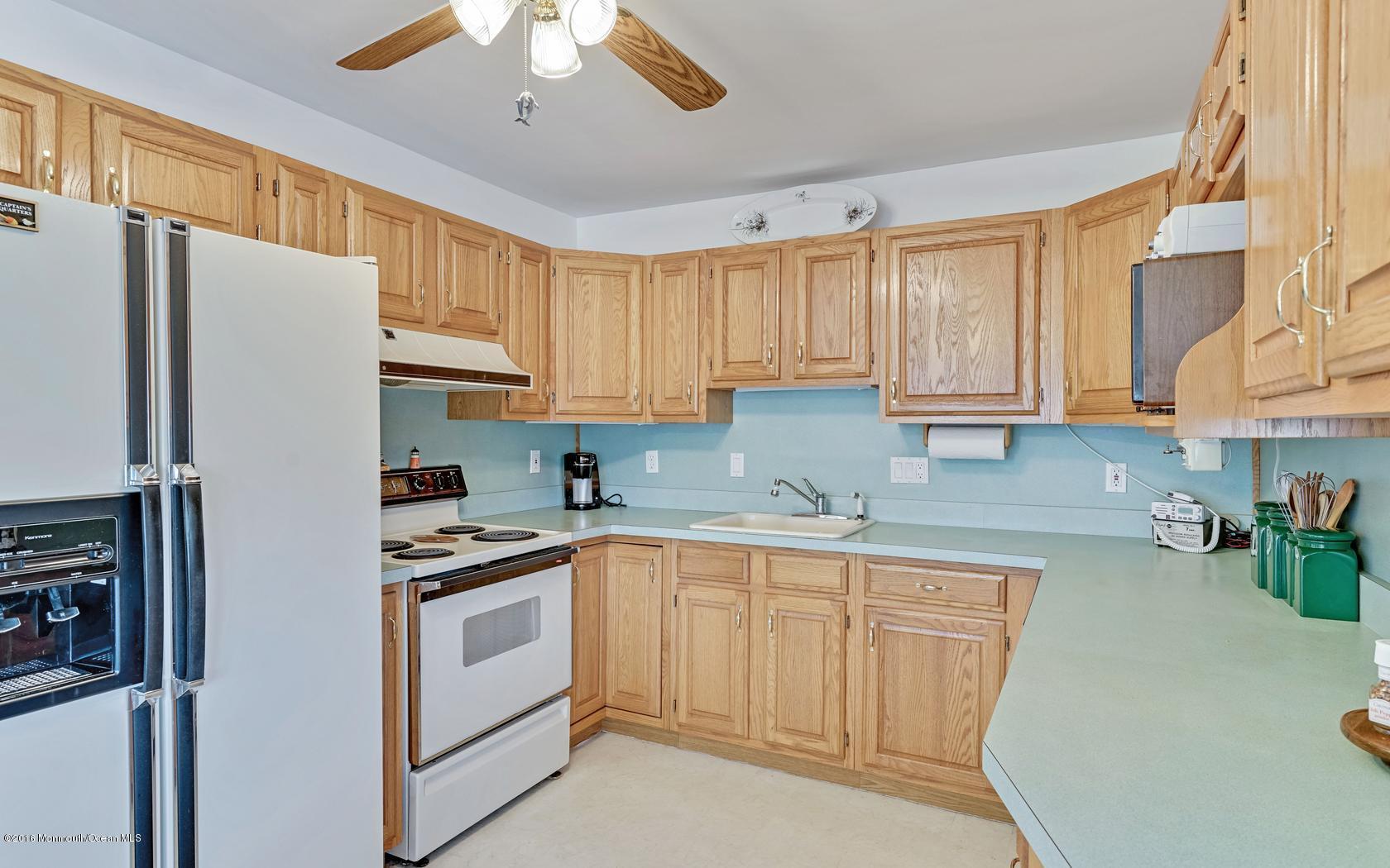 117 Bloomfield Road Barnegat, NJ 08005 - Photo 11 of 31 10