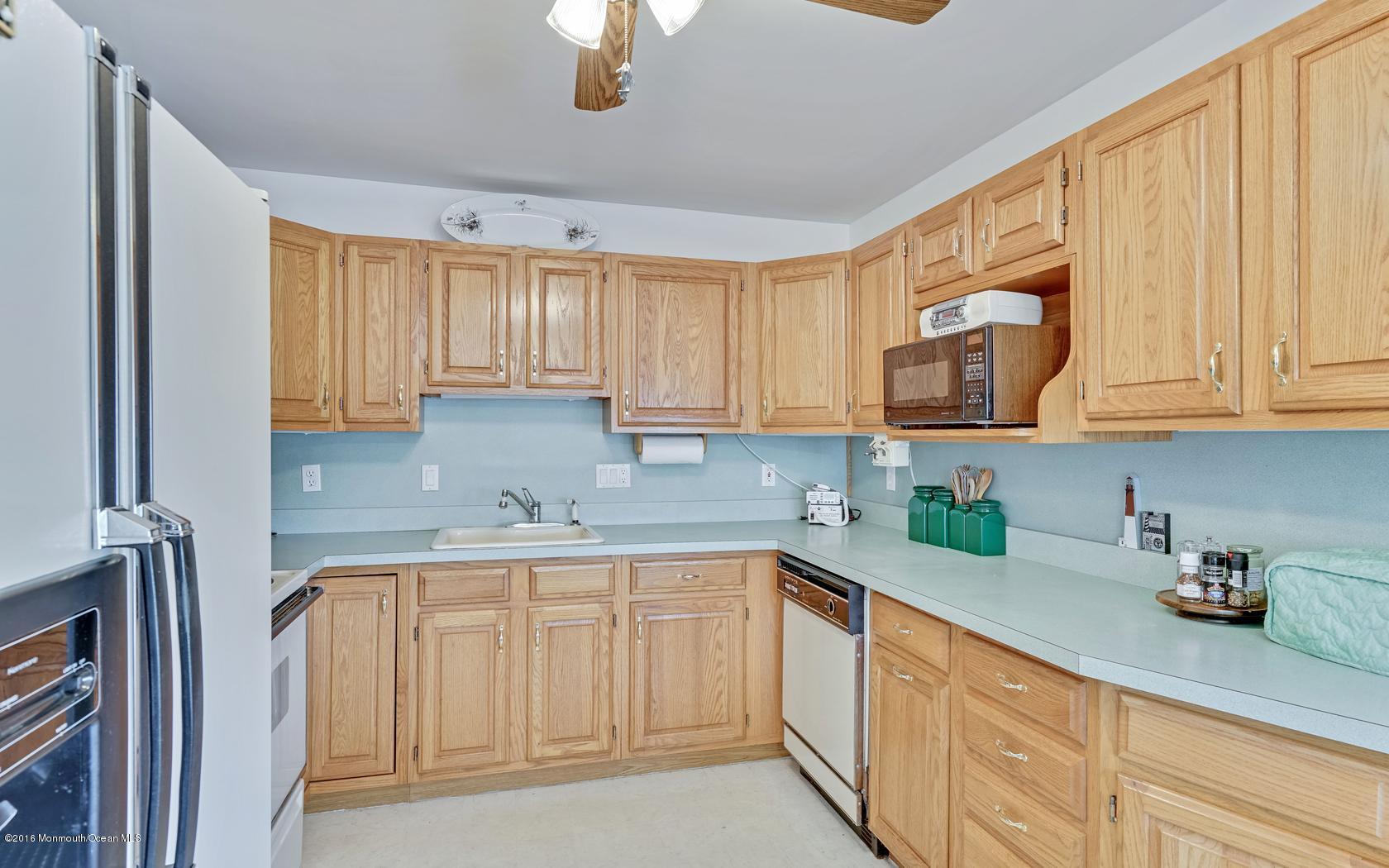 117 Bloomfield Road Barnegat, NJ 08005 - Photo 12 of 31 11