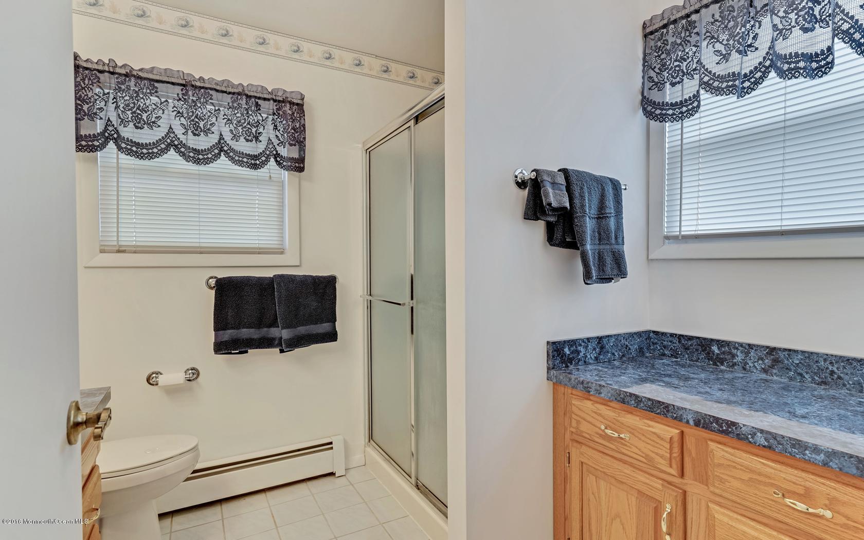 117 Bloomfield Road Barnegat, NJ 08005 - Photo 21 of 31 20
