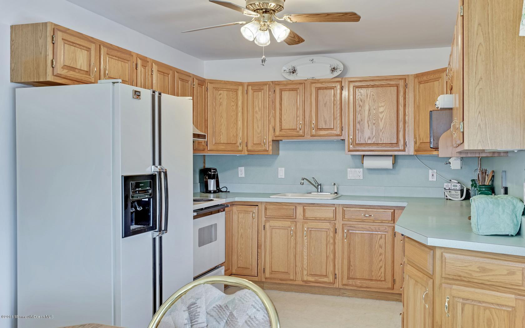 117 Bloomfield Road Barnegat, NJ 08005 - Photo 9 of 31 8