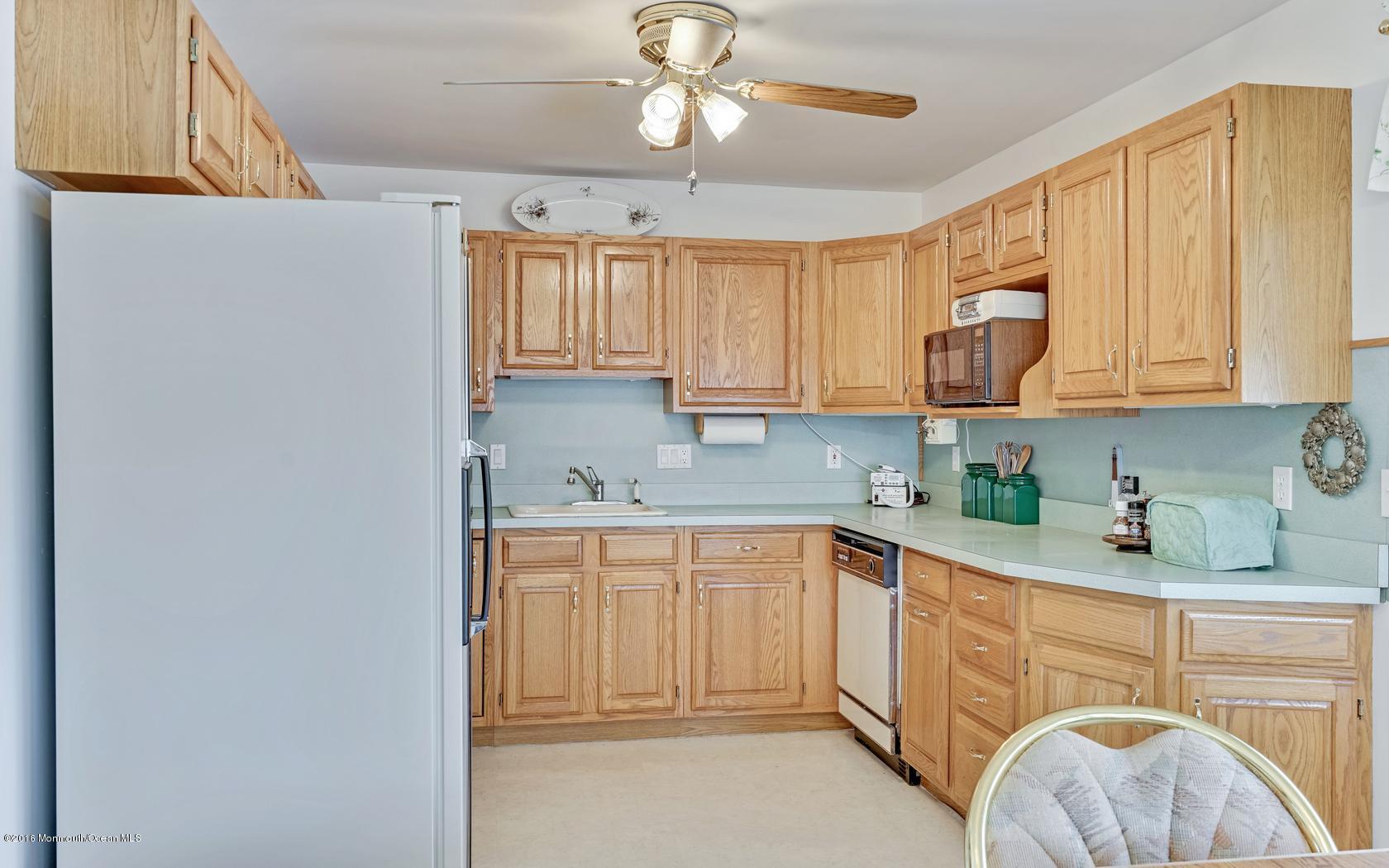 117 Bloomfield Road Barnegat, NJ 08005 - Photo 10 of 31 9
