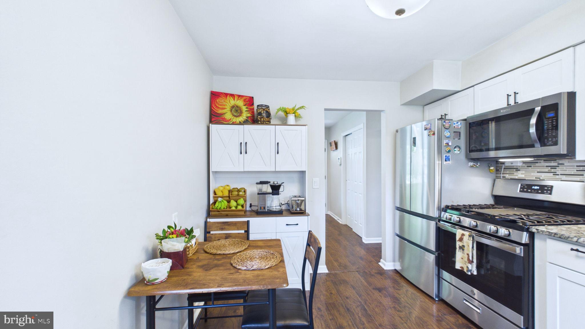 27 Rockland Road Ewing, NJ 08638 - Photo 13 of 39