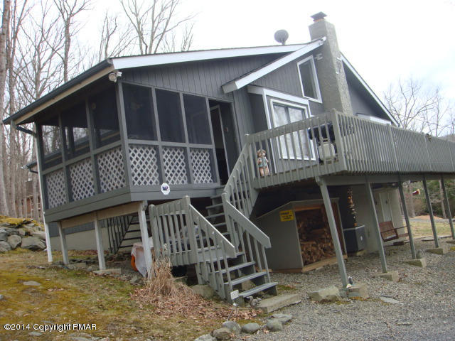 6247 Decker Road Bushkill, PA 18324 - Photo 3 of 25 Side View II
