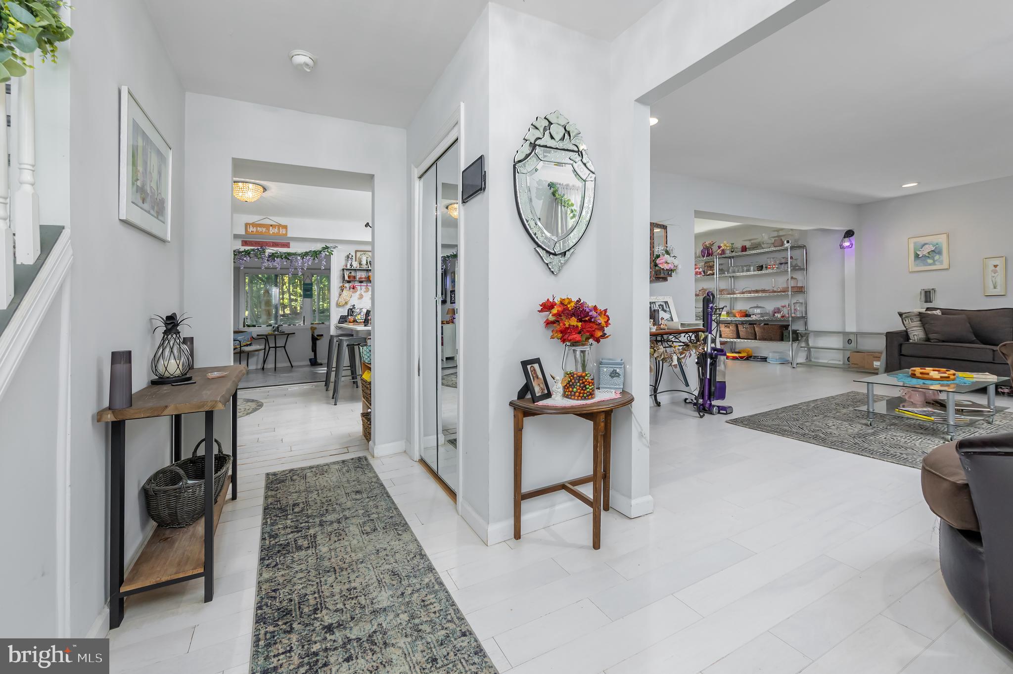 10 Loretta Boulevard Sicklerville, NJ 08081 - Photo 2 of 22 a living room with furniture and a flat screen tv