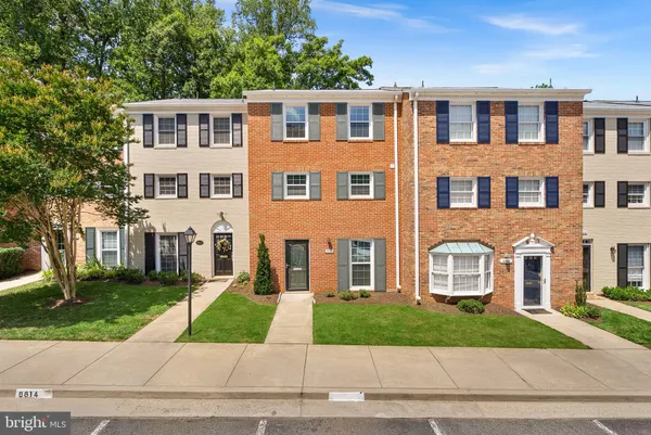 $525,000 | 6612 Burlington Place, Springfield, VA 22152