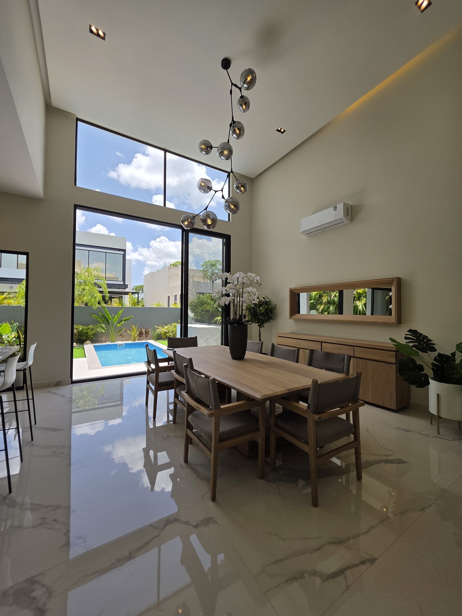 17 Oasis Salem, undefined 97302 - Photo 6 of 24 double sliding doors to get to your pool