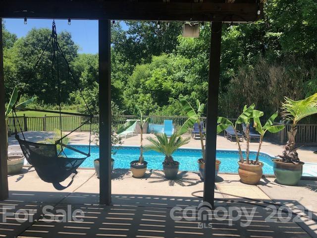 15801 Lavenham Road Huntersville, NC 28078 - Photo 2 of 33 Gallery Image 2