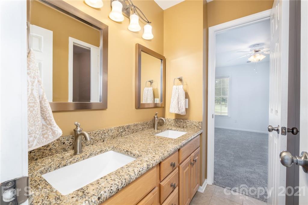 15801 Lavenham Road Huntersville, NC 28078 - Photo 24 of 33 Gallery Image 24