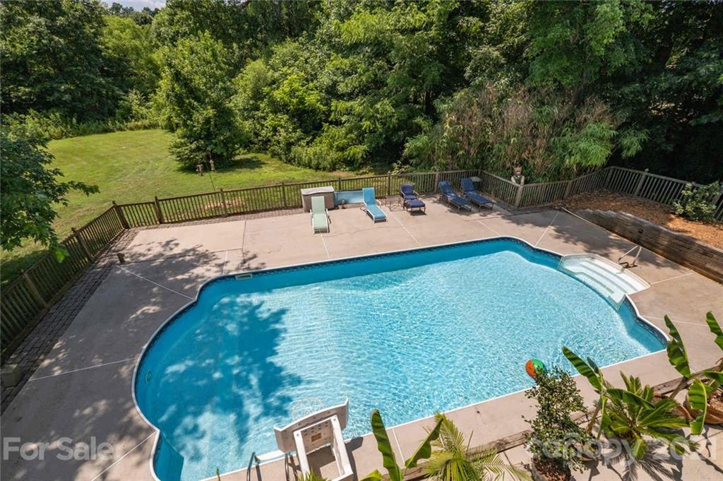 15801 Lavenham Road Huntersville, NC 28078 - Photo 4 of 33 Gallery Image 4