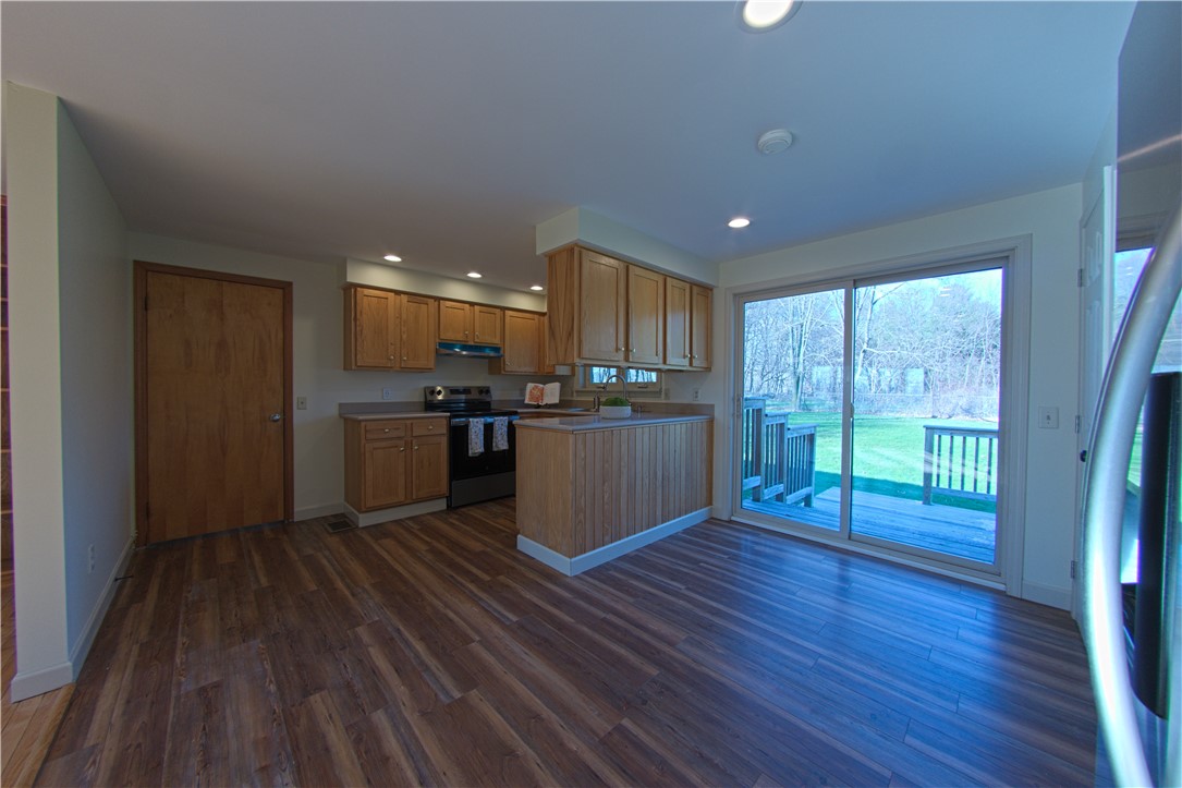 3483 Caledonia Avon Road Caledonia, NY 14423 - Photo 12 of 50