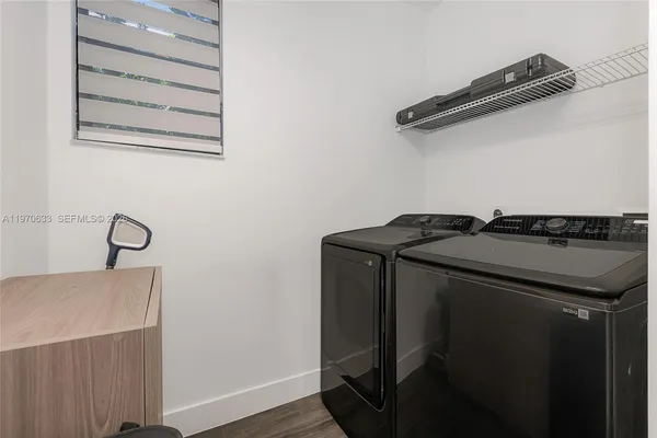 $5,200 | 7902 Northwest 105th Court, Unit 7902, Doral, FL 33178