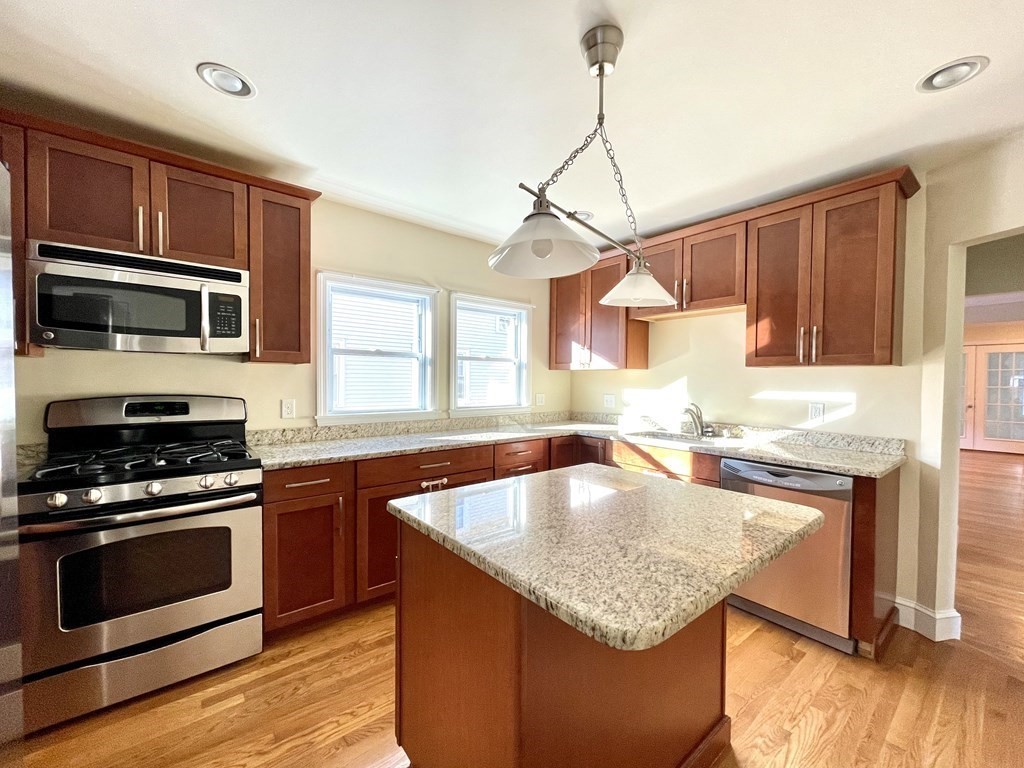 32 Unity Avenue, Unit 32 Belmont, MA 02478 - Photo 2 of 21