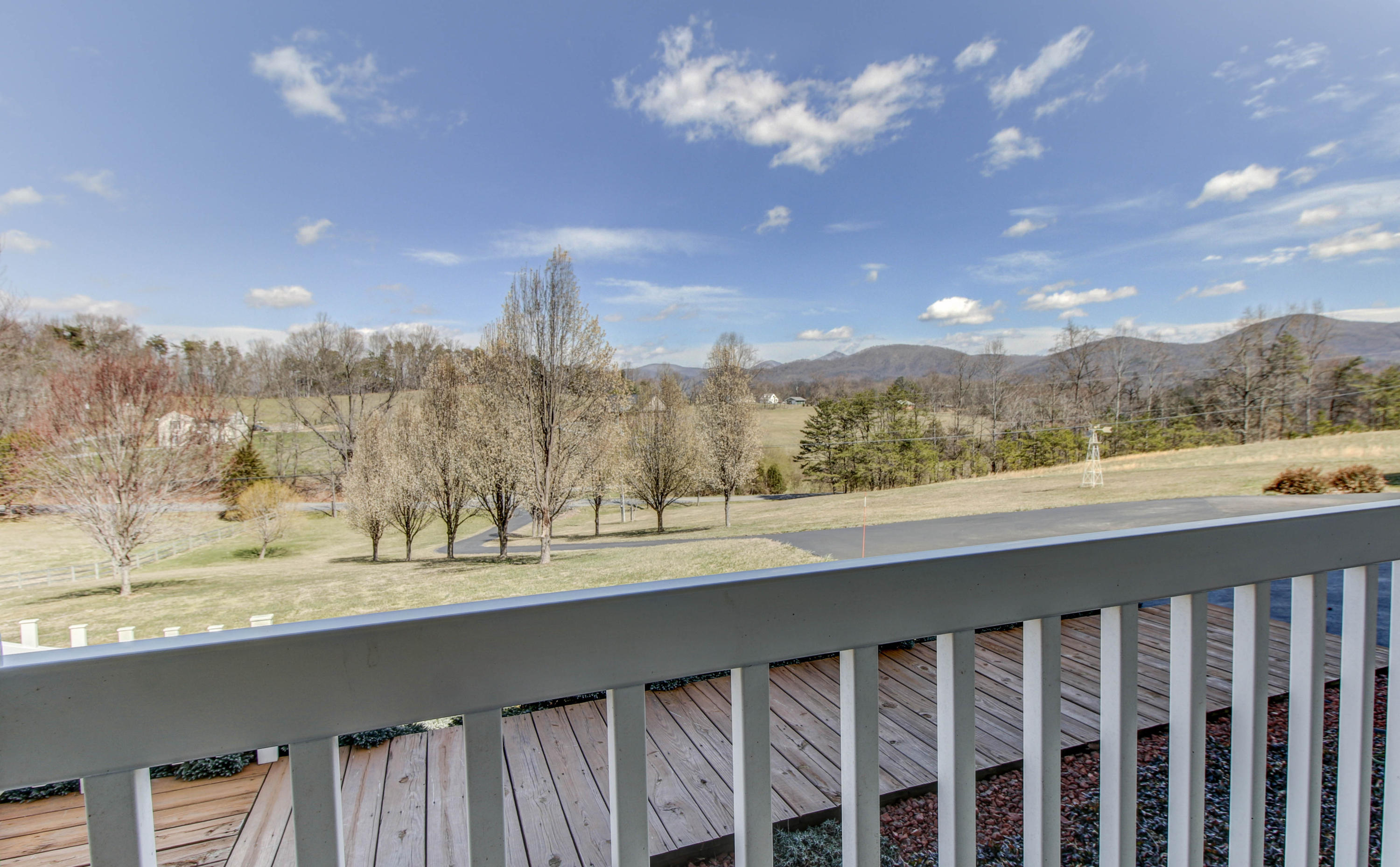 1546 Pike Road Montvale, VA 24122 - Photo 27 of 44 a view of outdoor space with city view
