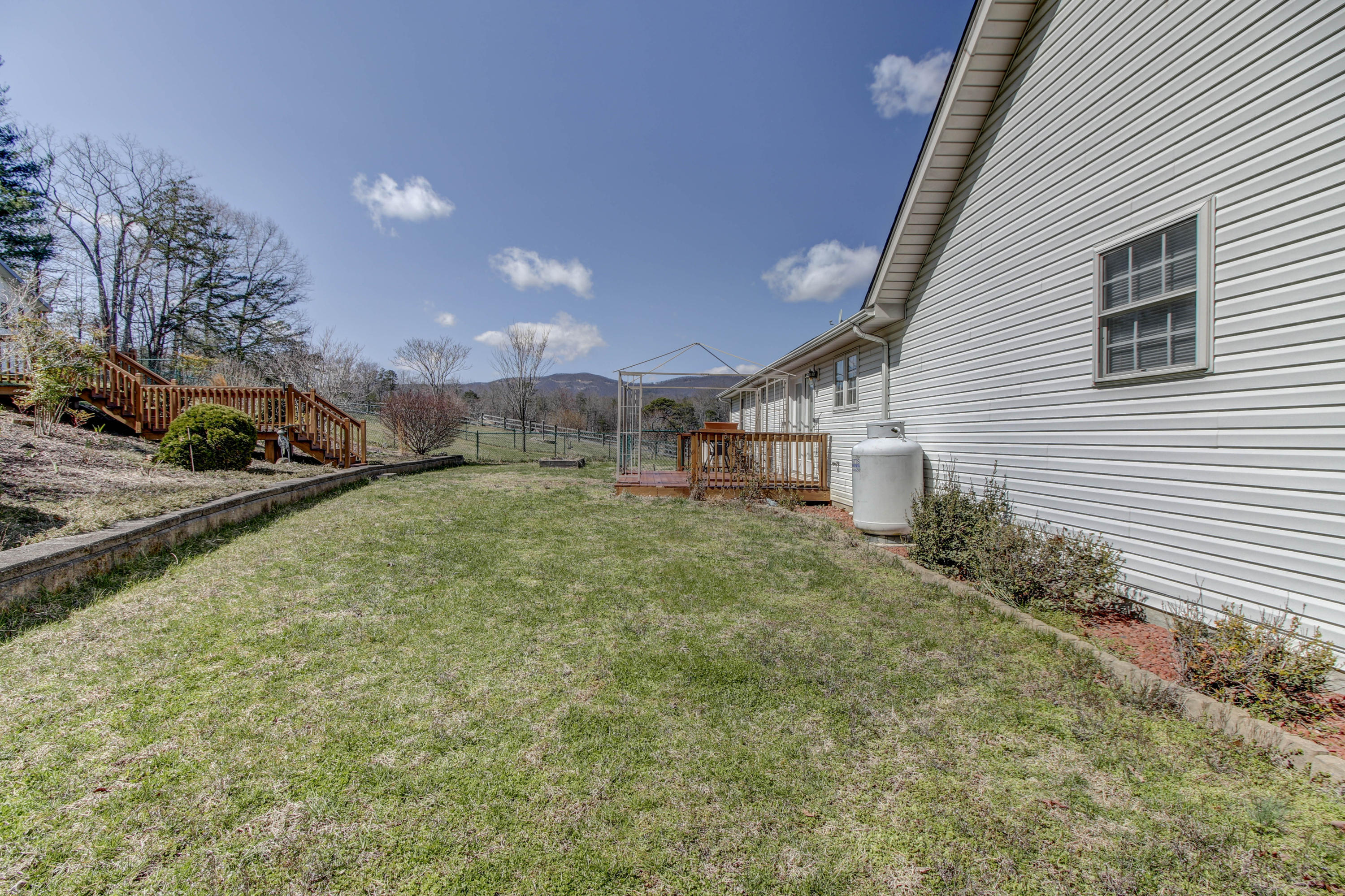 1546 Pike Road Montvale, VA 24122 - Photo 28 of 44 a view of a back yard of the house