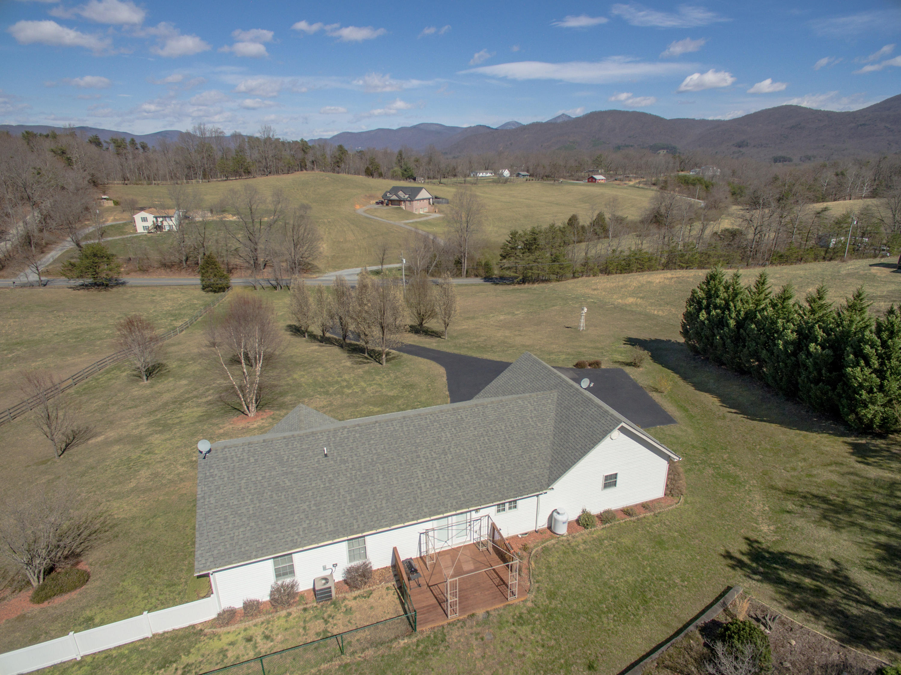 1546 Pike Road Montvale, VA 24122 - Photo 4 of 44 a view of a lake in middle of the town
