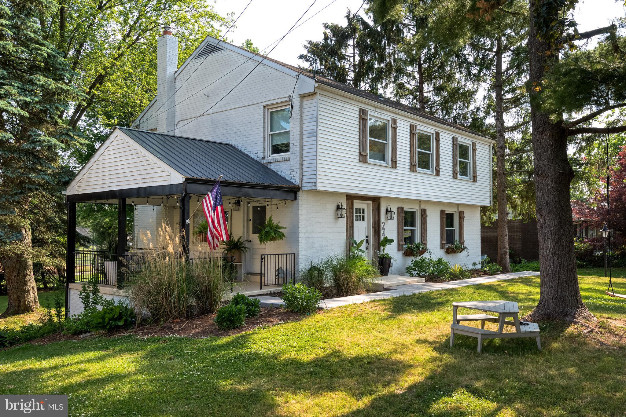 246 East Oregon Road Lititz, PA 17543 - Photo 3 of 41