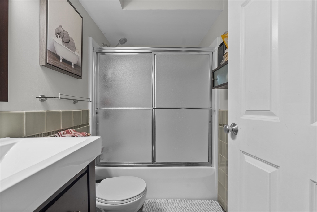 2 Duck Pond Road, Unit 111 Beverly, MA 01915 - Photo 11 of 18 Gallery Image 11