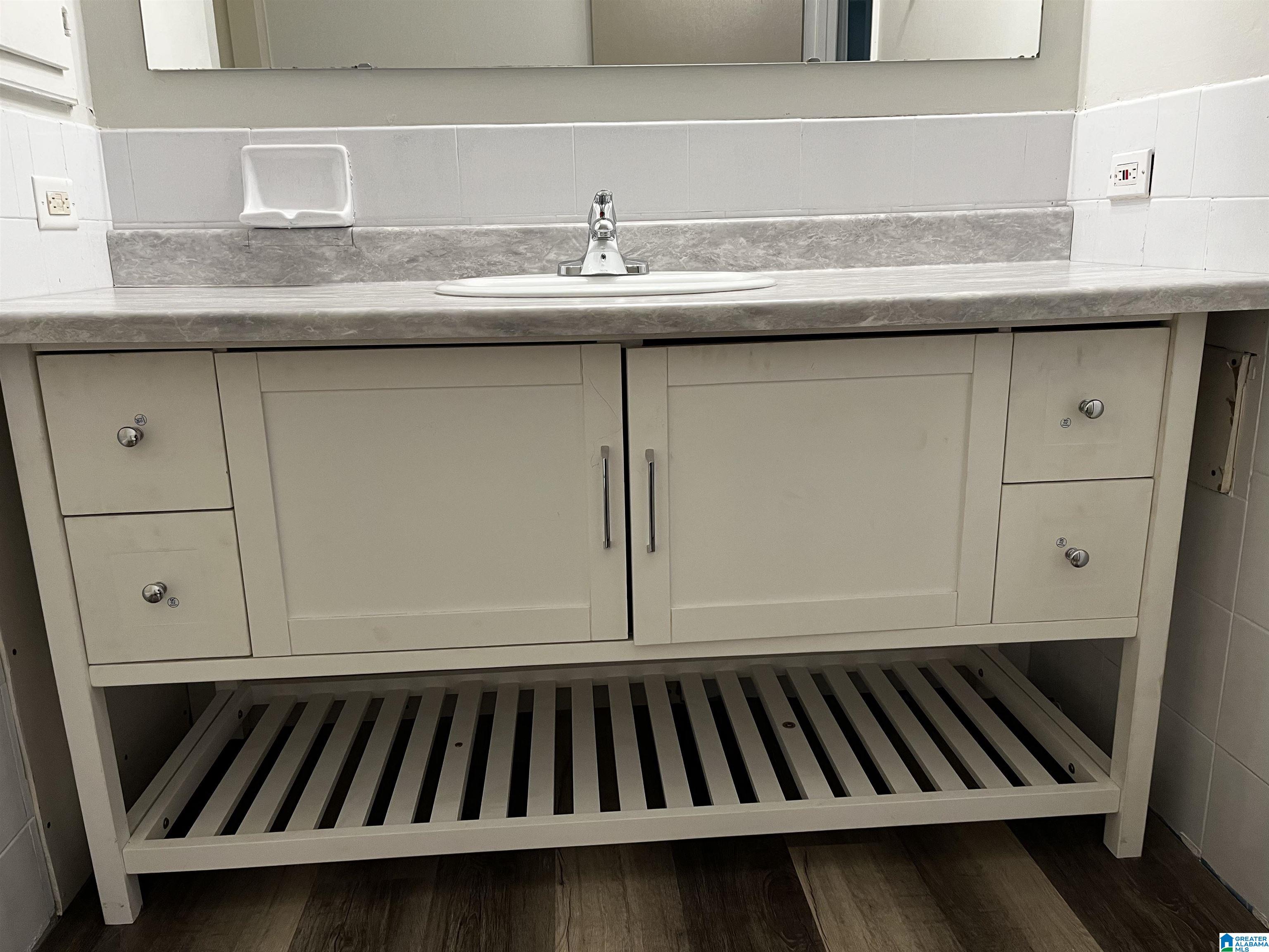 251 Morris Street Bessemer, AL 35022 - Photo 6 of 37