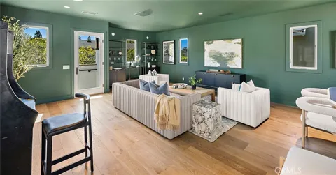 $6,995,000 | 15 Seabluff, Newport Beach, CA 92660