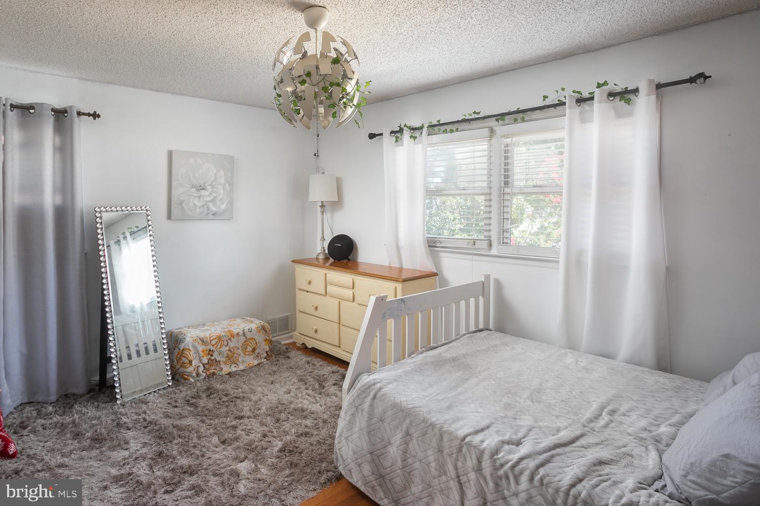 10 Miry Brook Road Hamilton, NJ 08690 - Photo 16 of 26 Gallery Image 16