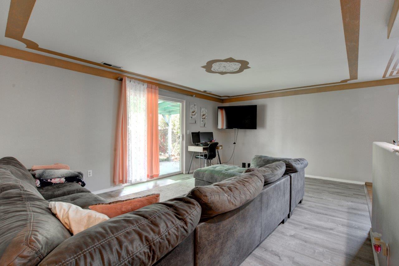 511 Mace Road Medford, OR 97501 - Photo 10 of 35 DSC_8930_1_2
