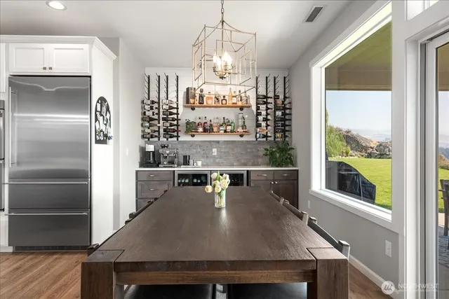 $1,095,000 | 95 Proctor Boulevard, Manson, WA 98831